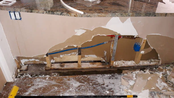 Water damage restoration experts in Trenton, IL